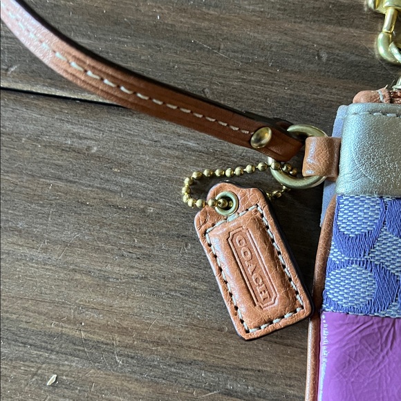 Coach Patchwork Wristlet in Pastel Hues - Picture 4 of 7